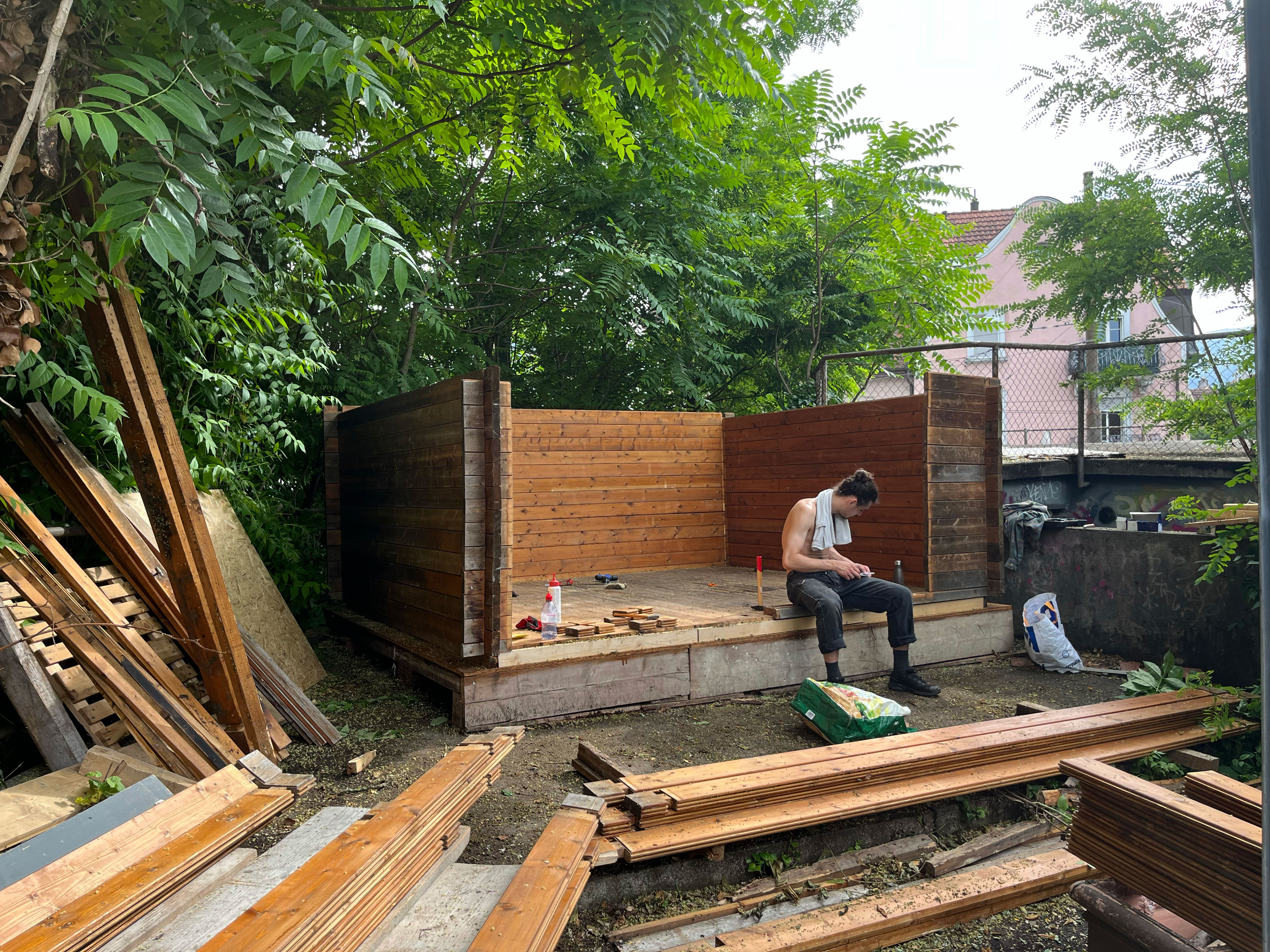 Construction_espace_annexe_Terrain_Gurzelen
