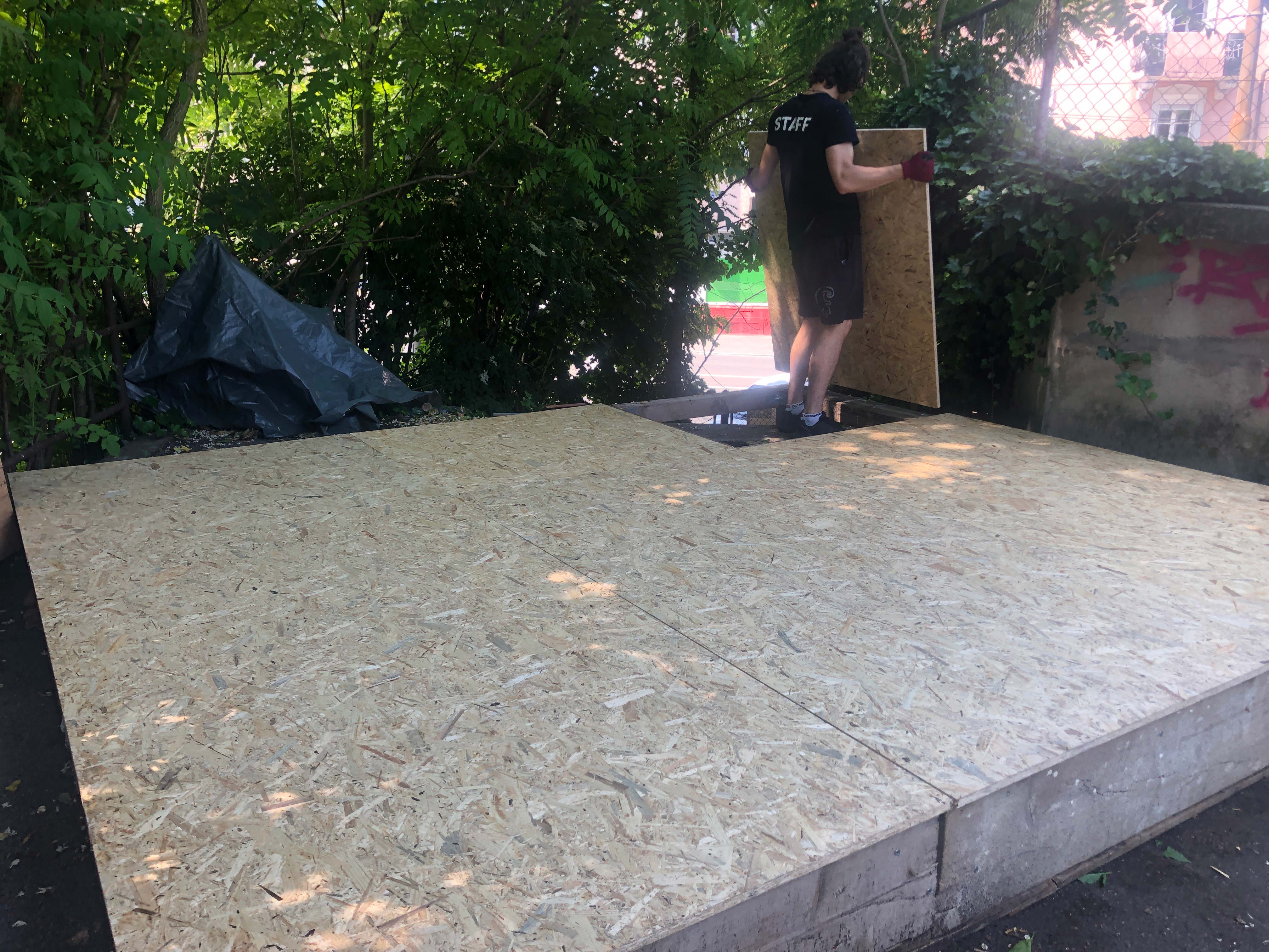 Construction_espace_annexe_Terrain_Gurzelen