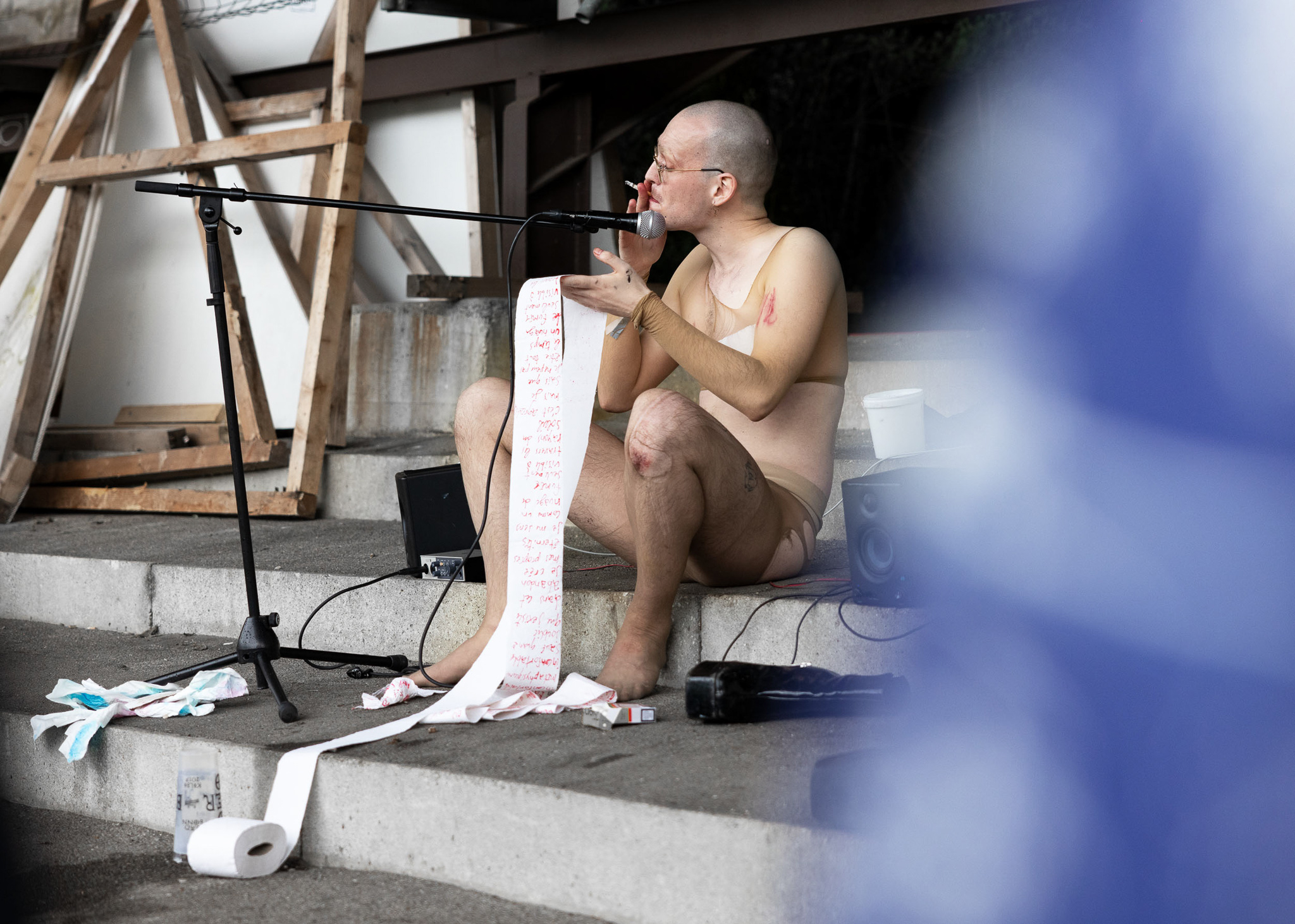 under_the_skin_until_the_bones-performance_day-espace_annexe