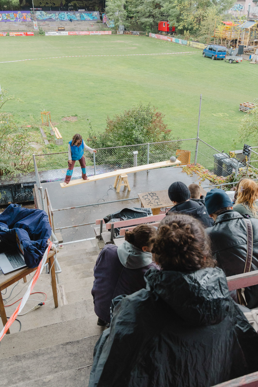 'Embodied Tools, 04.10.25, espace annexe