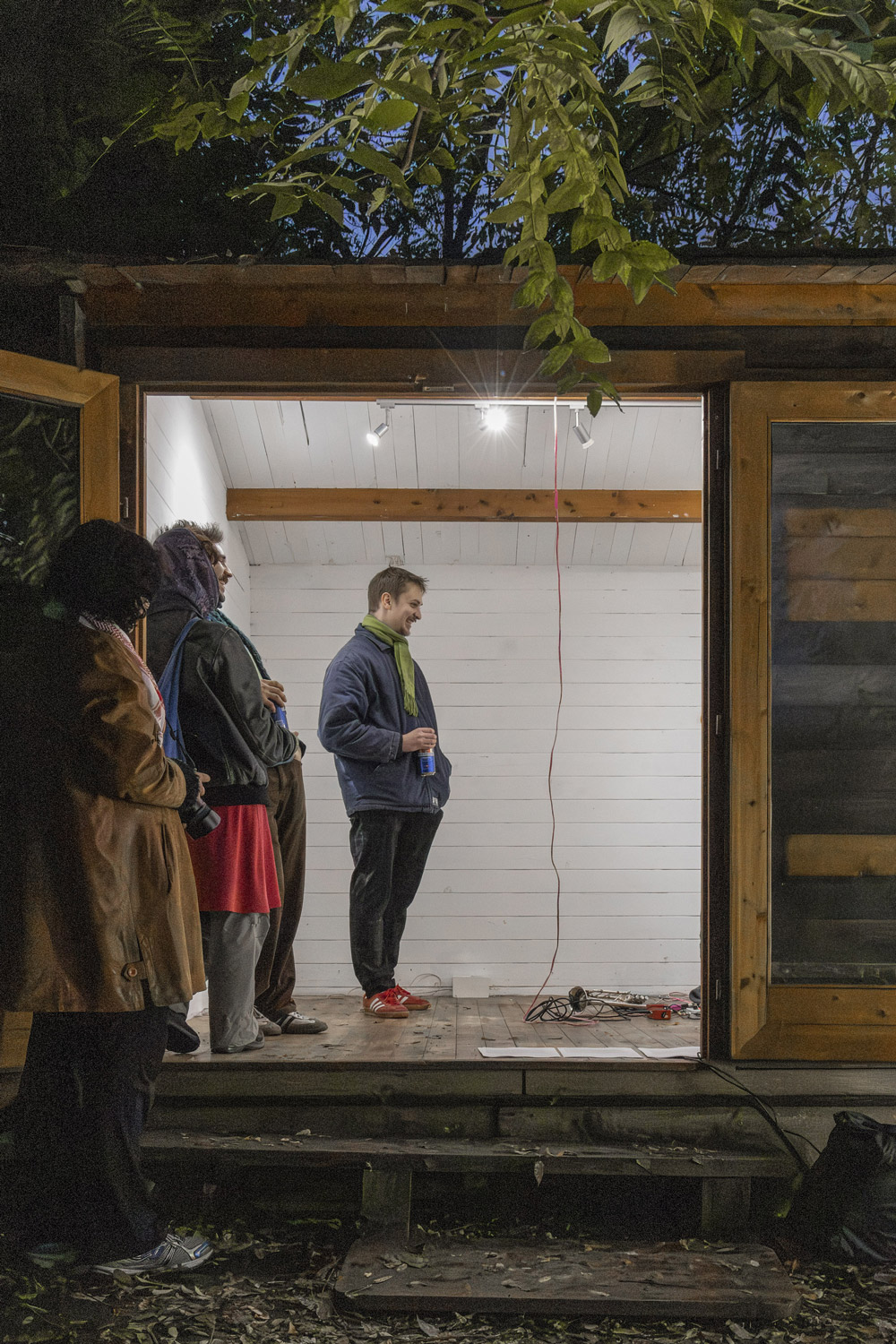 'Ffffrrrannnssstt' by June Schade